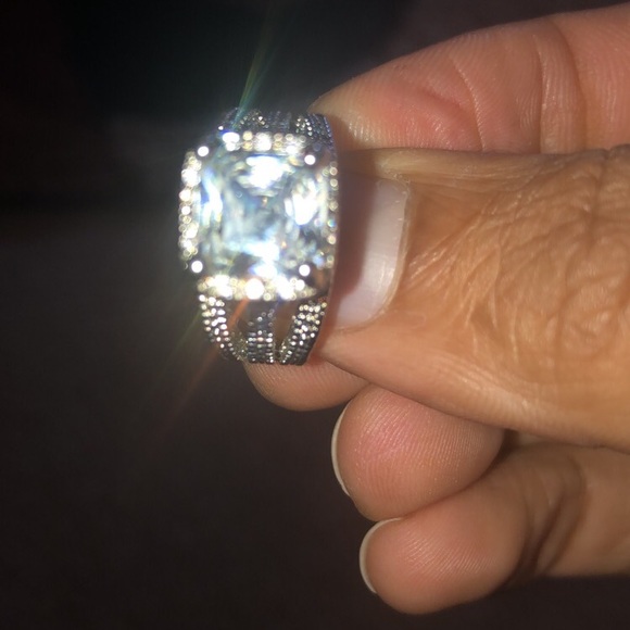 Rings - Picture 8 of 8